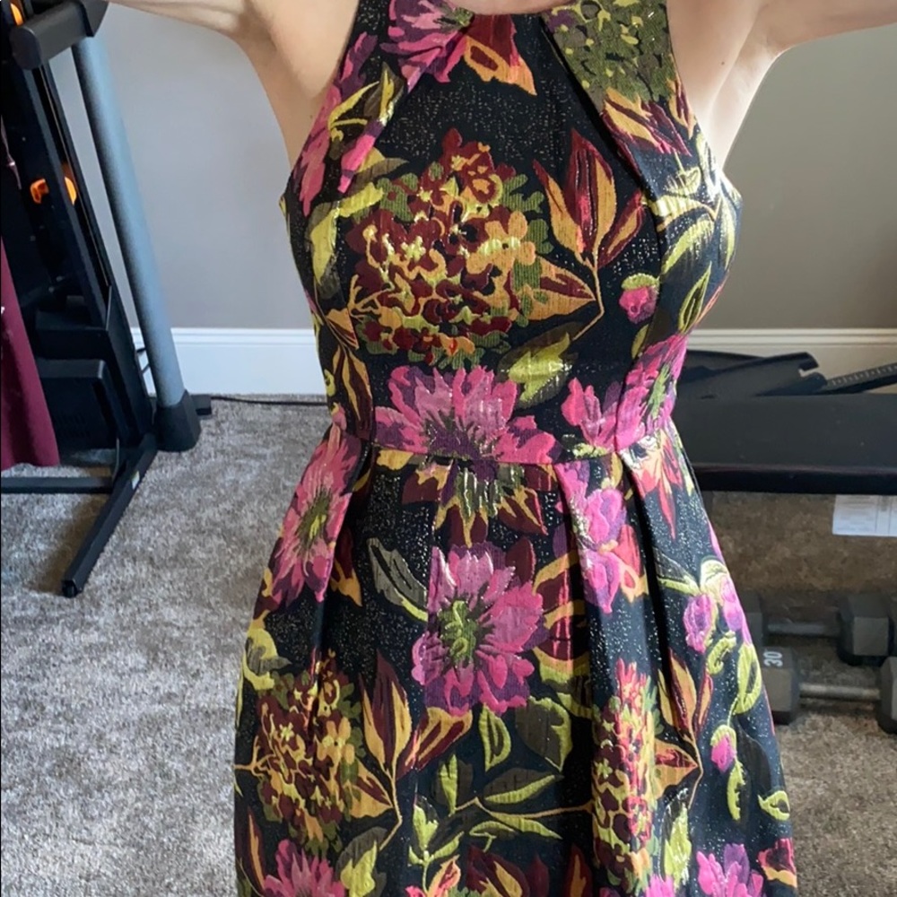 Gianni Bini Brocade floral and metallic dress